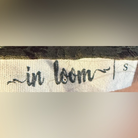 IN LOOM OLIVE FLORAL LONG SLEEVE MIDI DRESS S - Picture 2 of 9